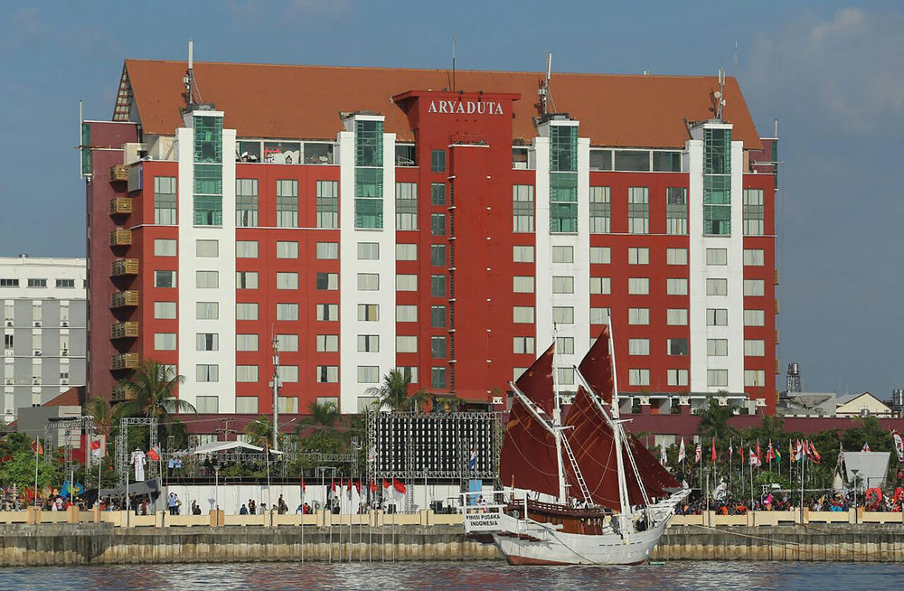 Aryaduta Makassar Exteriör bild